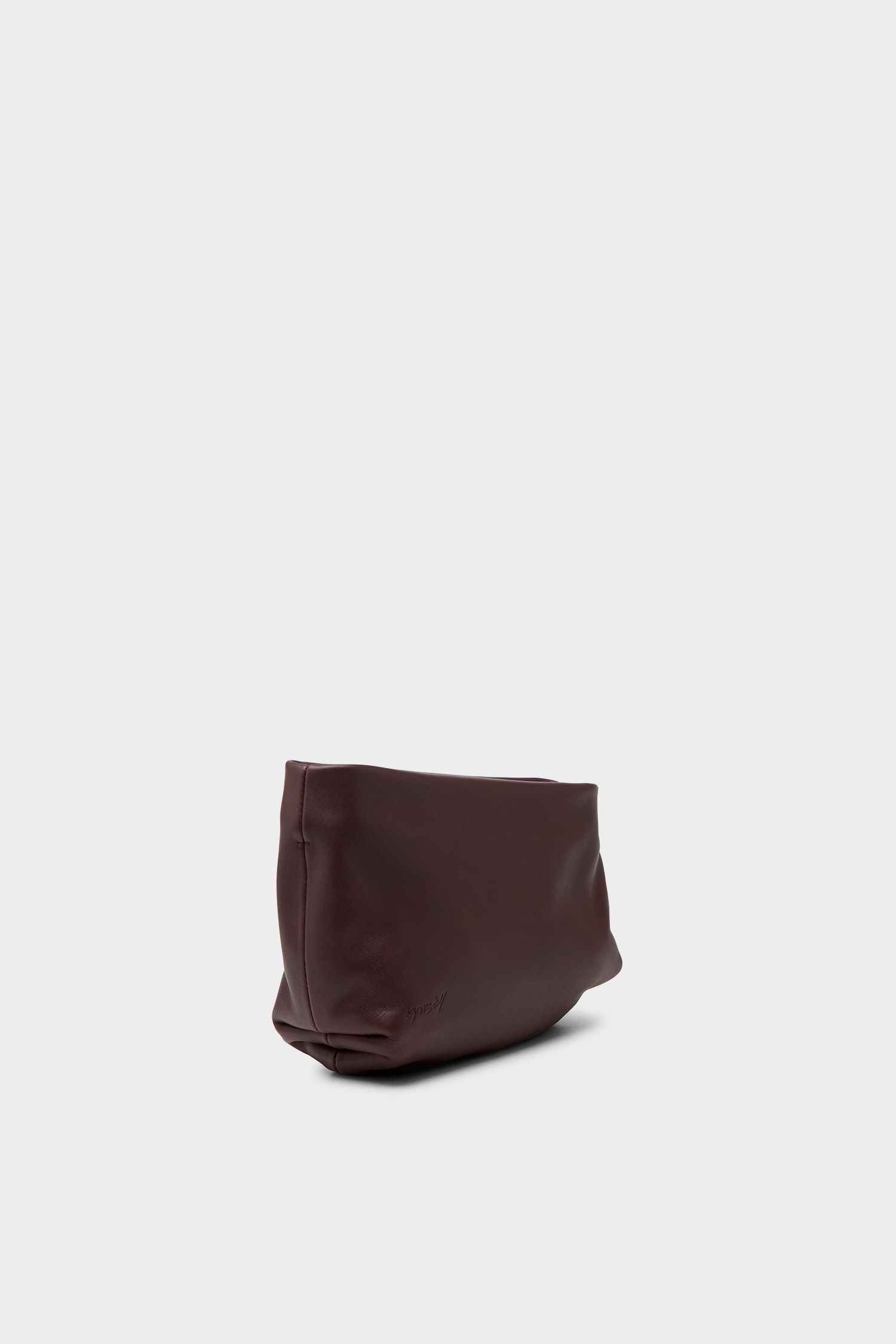 MB0106_P010455A000_B