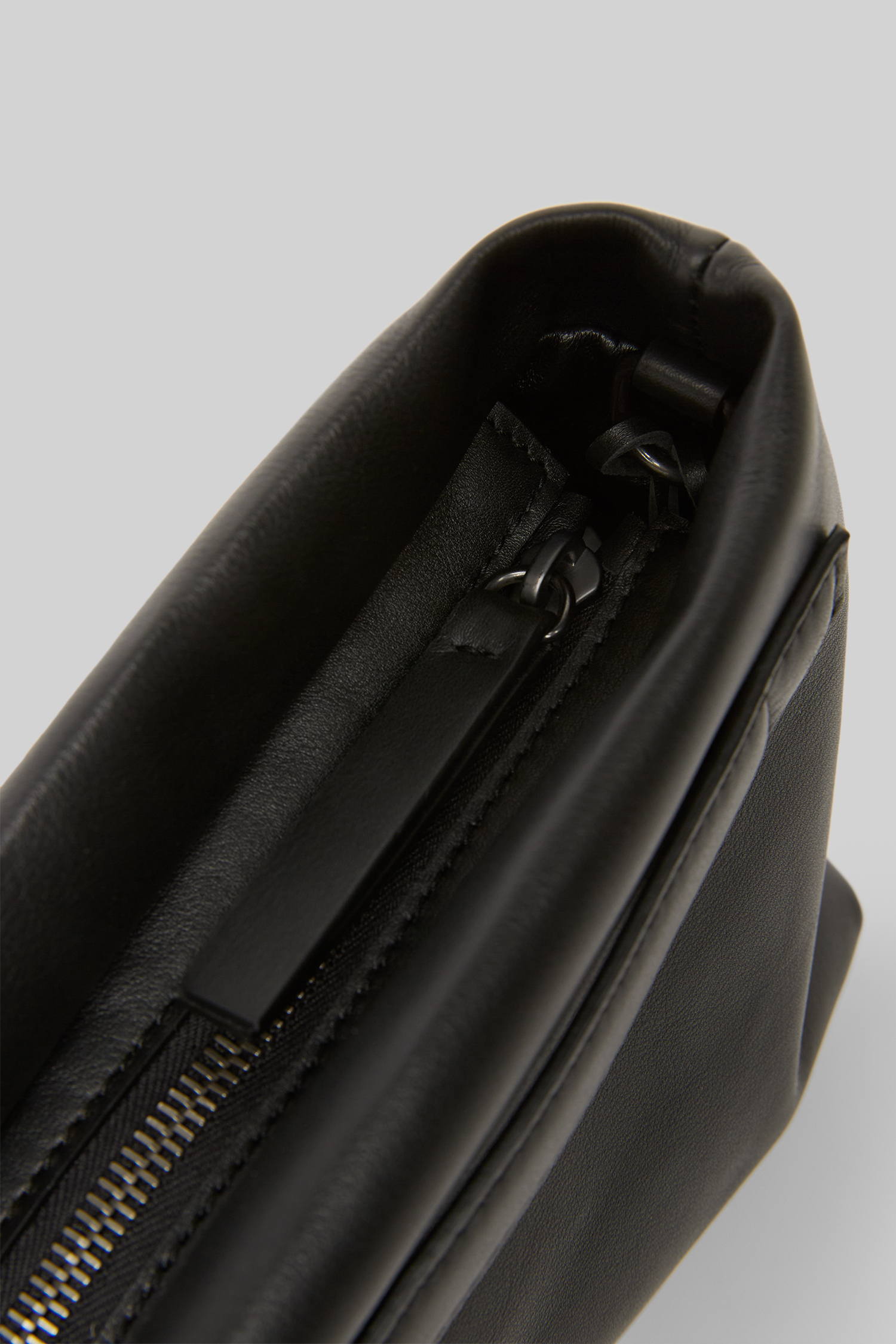 SS26_MB0106_P010666A000_E