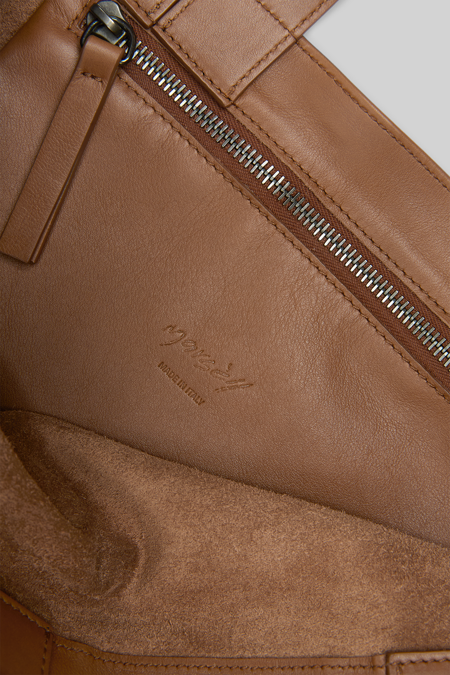 SS26_MB0431_P010454_E