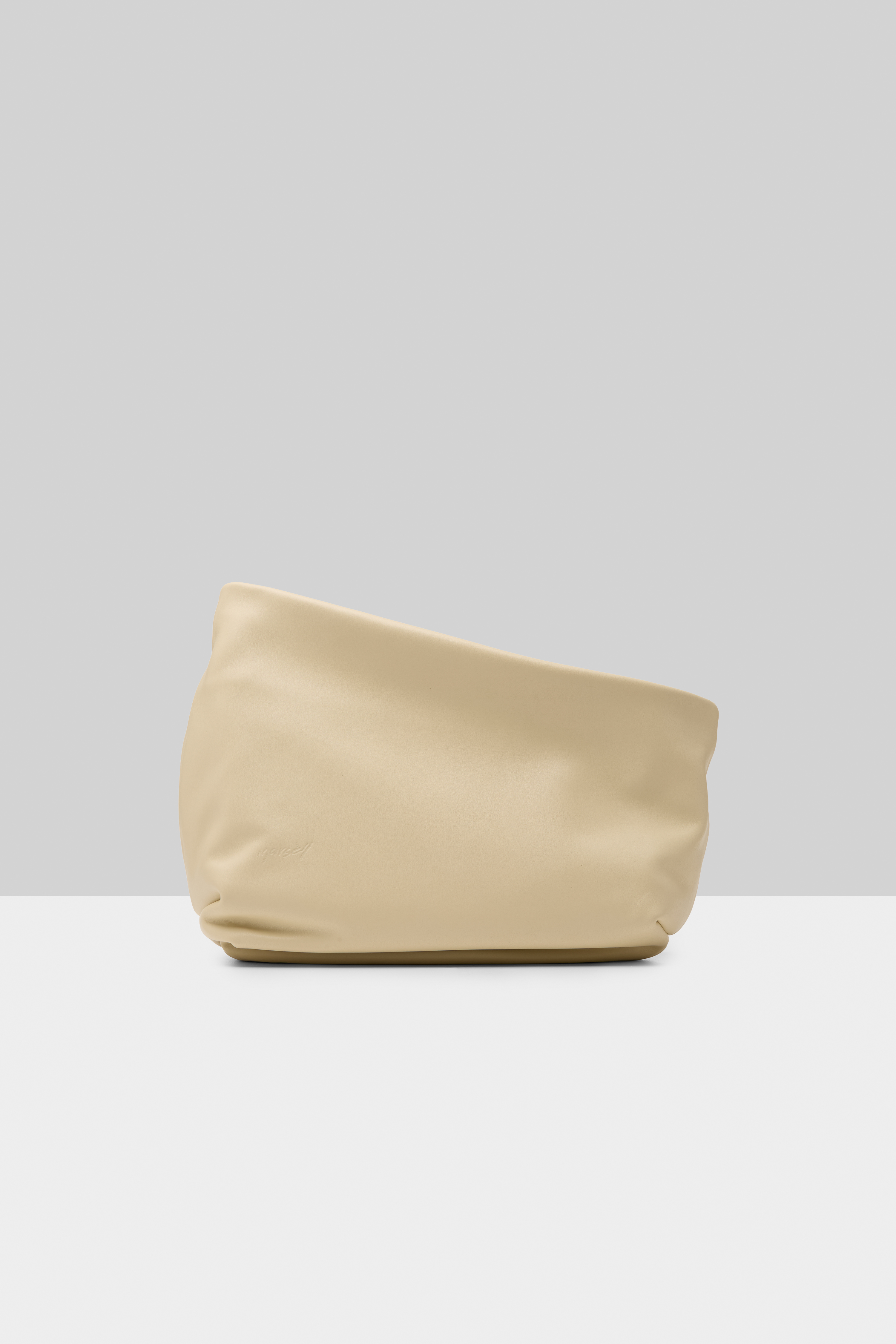 SS26_MB0442_P010383A000_A