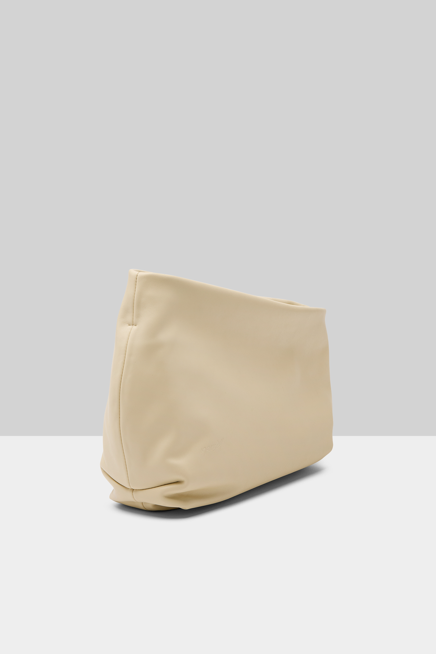 SS26_MB0442_P010383A000_B