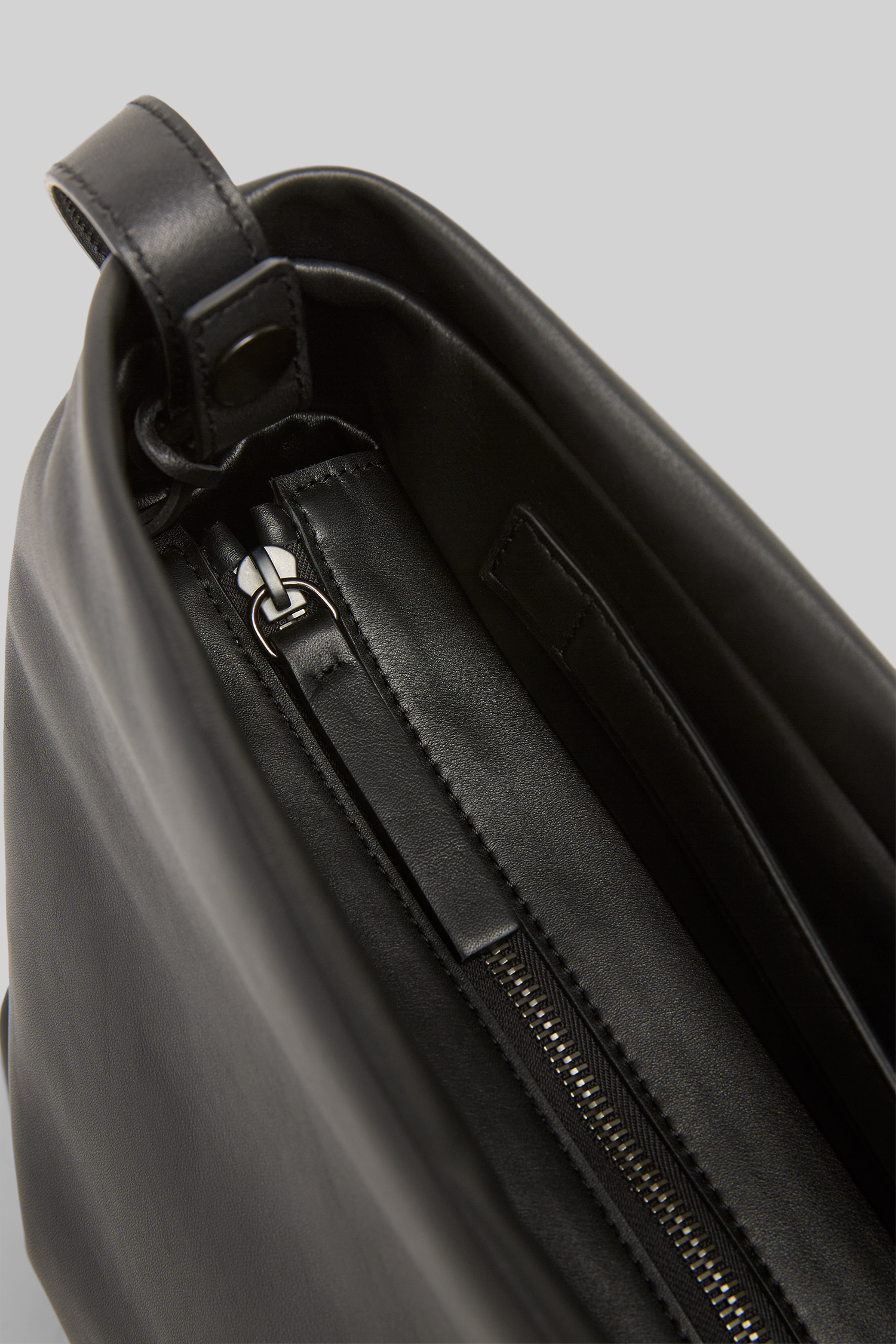 SS26_MB0442_P010666A000_E