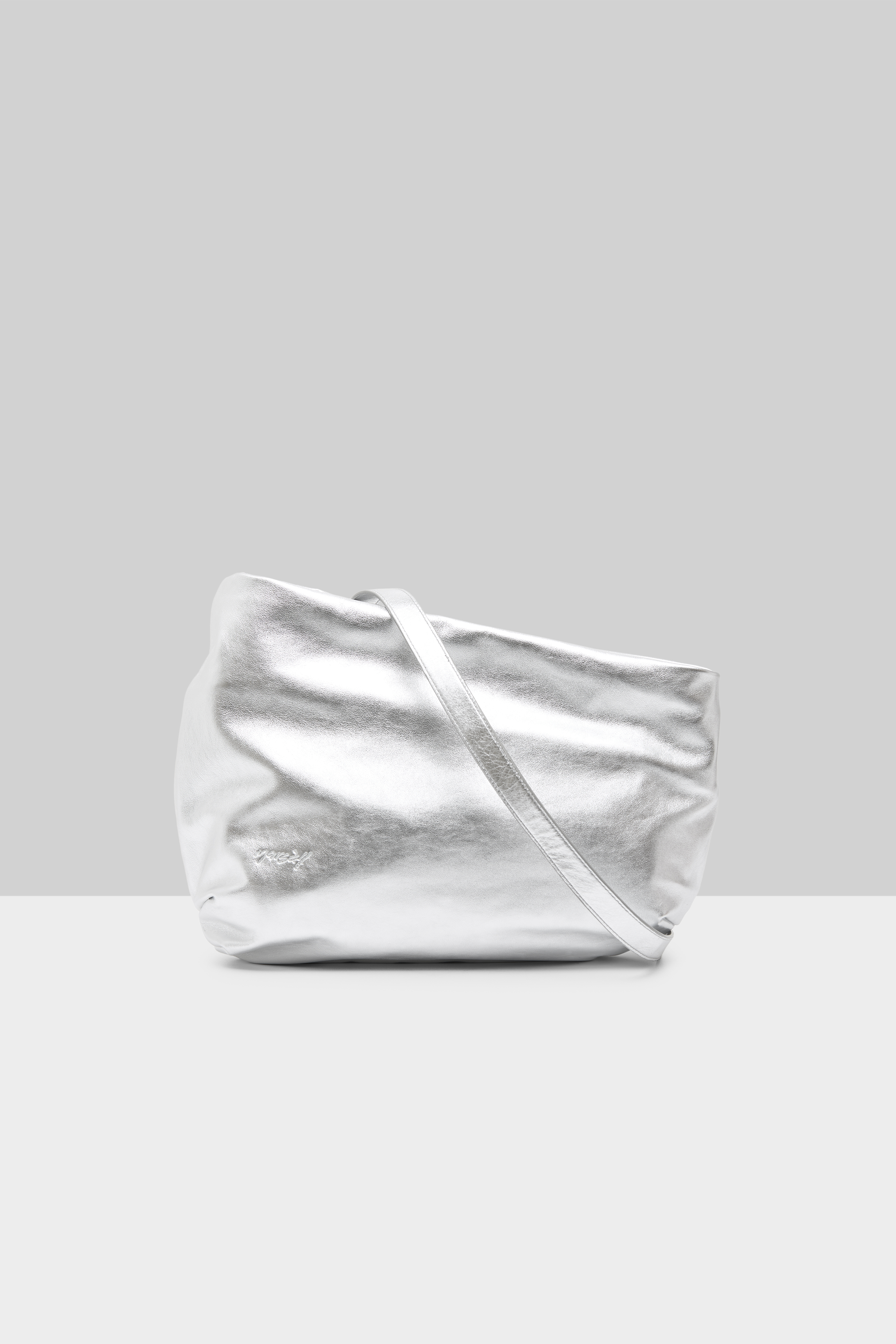 SS26_MB0442_P03261LA000_C