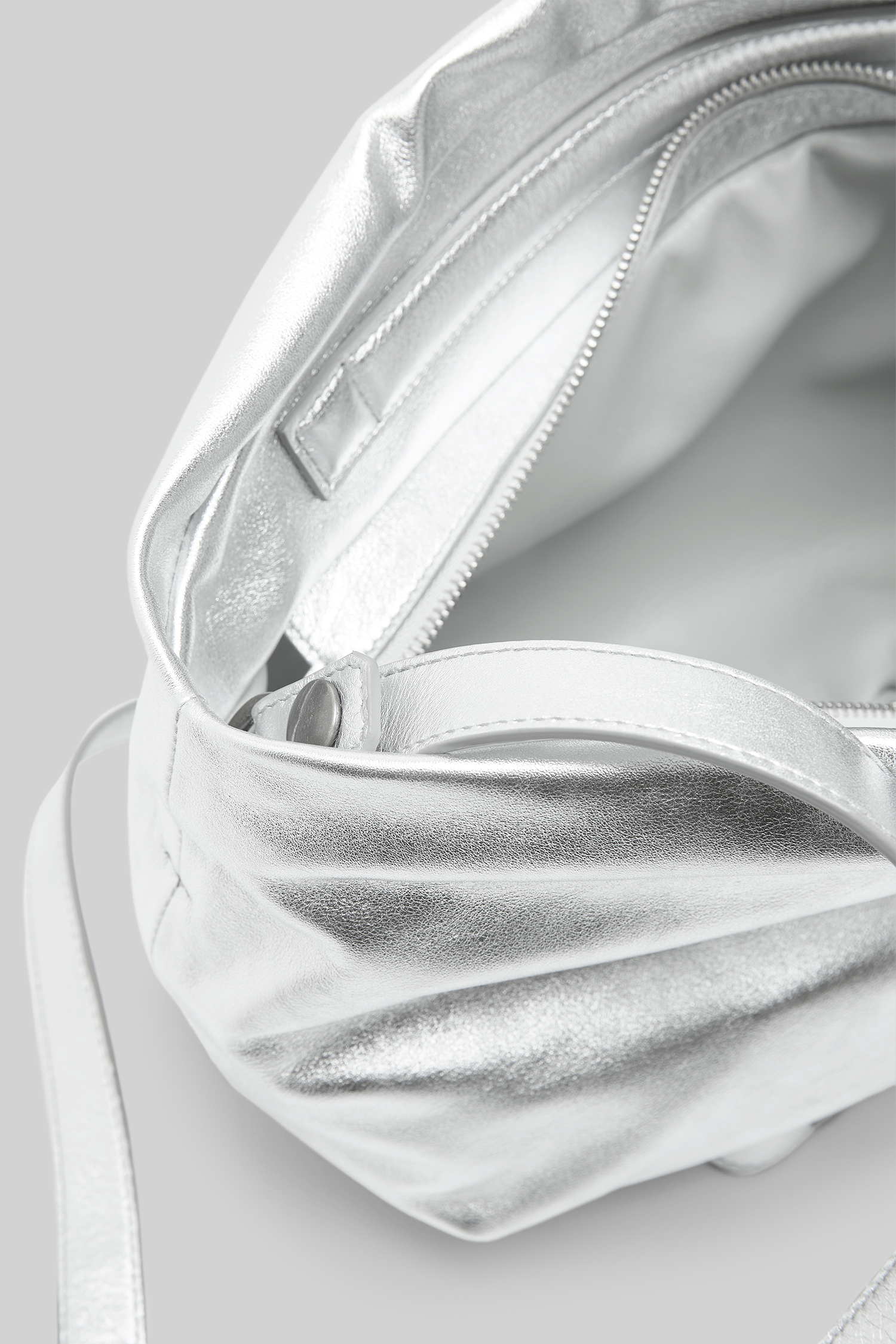 SS26_MB0442_P03261LA000_E