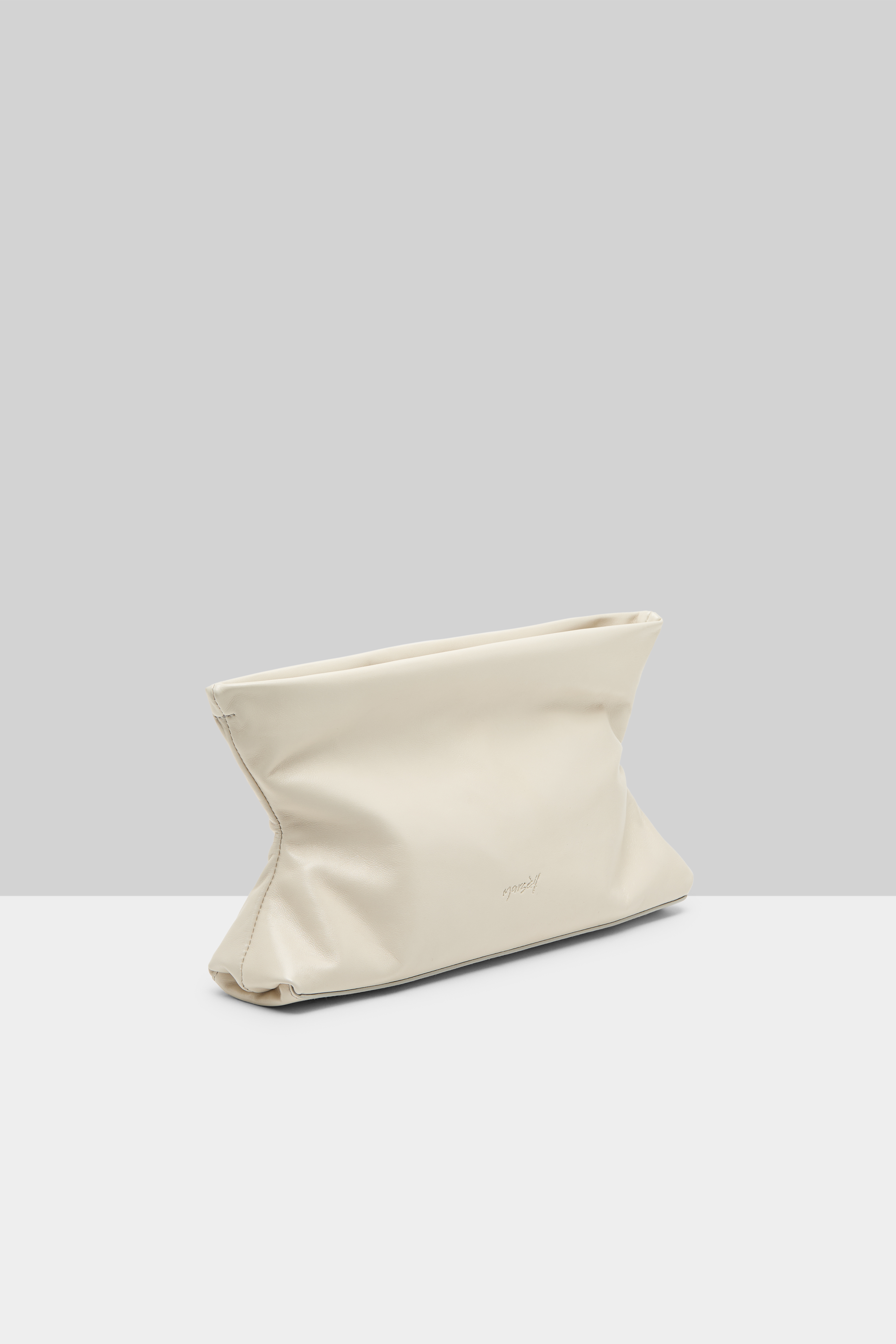 SS26_MB0482_P015121_B